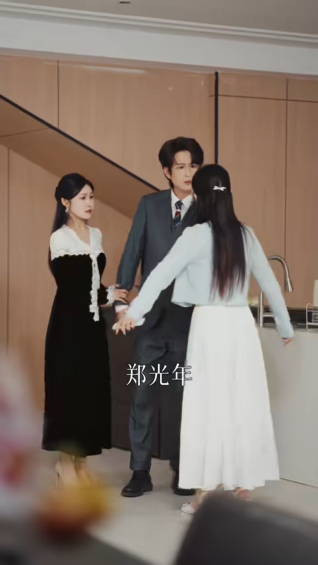  五岁生日的蛋糕,亲父亲葬送了儿子的一生