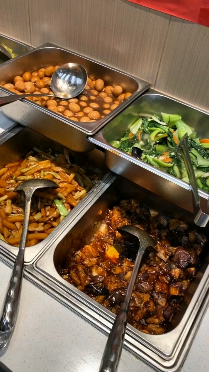家门口快餐店,拯救了不会做饭的我,几十种菜品不重复吃!