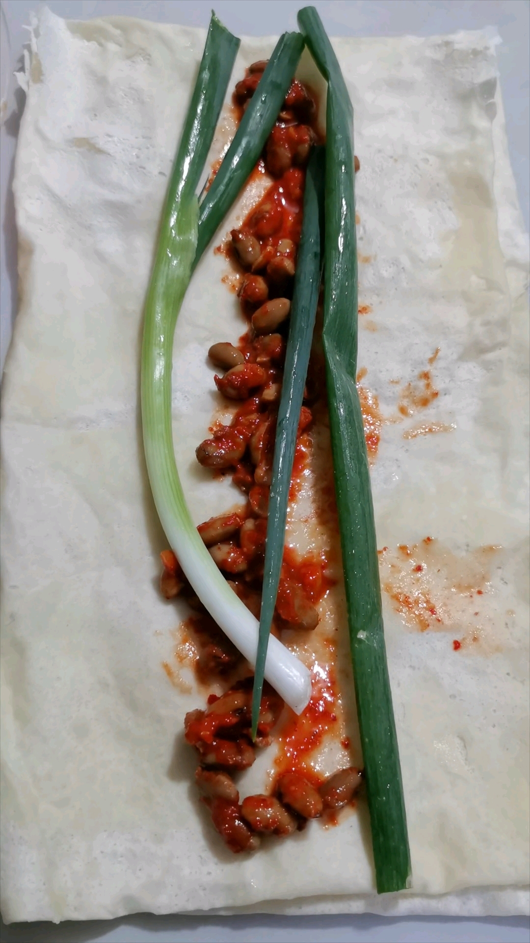 徐州人都懂手工煎饼卷鲜盐豆子加小葱有多好吃吧!