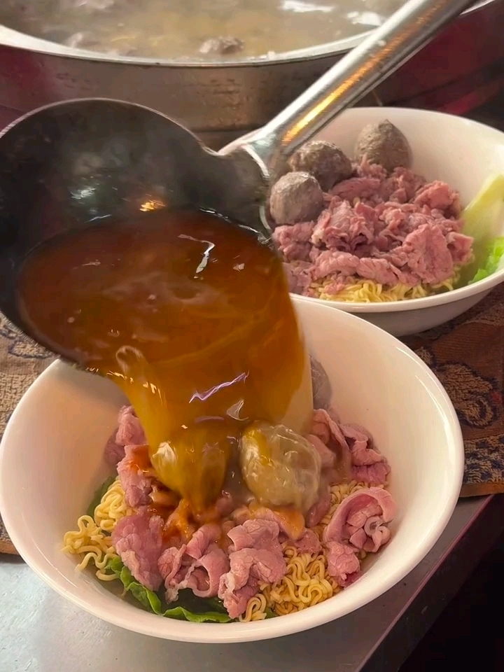 为了这碗沙茶牛肉面也得来一趟潮汕吧!