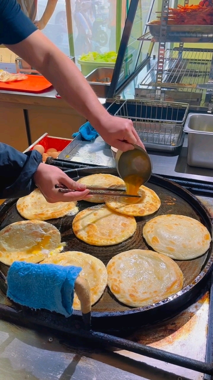 烤炉鸡蛋灌饼!干干净净看着就好吃!