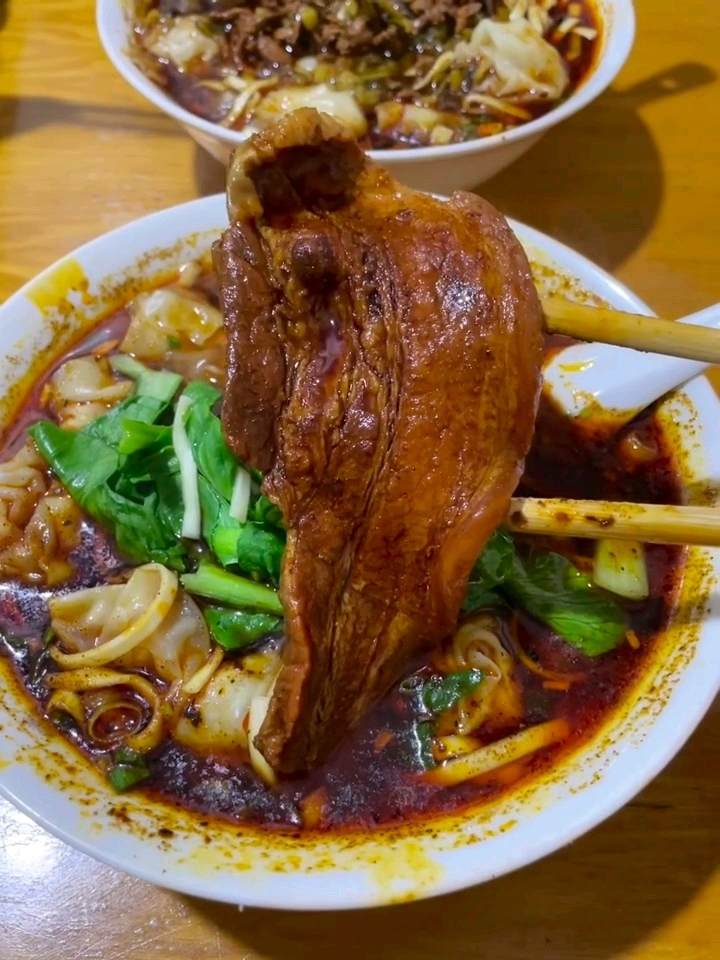 总要为这碗馄饨面来趟南京吧!