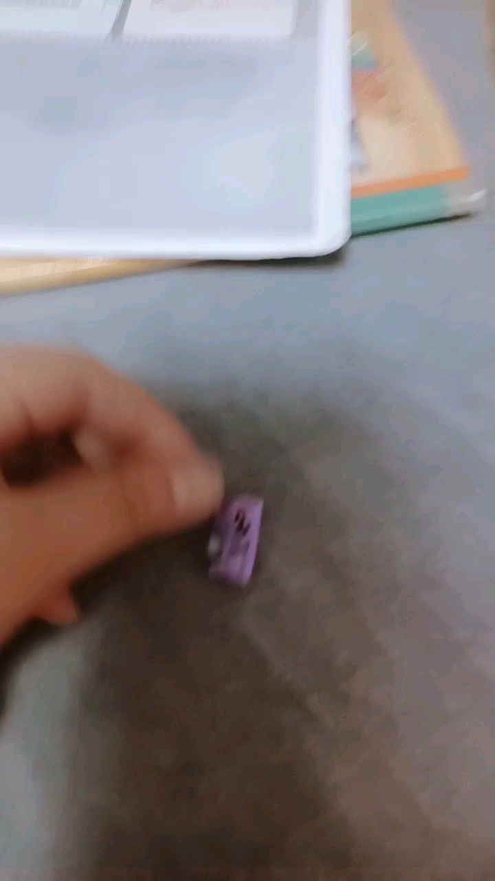 我抖音里面也有一个号叫慢雾,是熊二的头像
