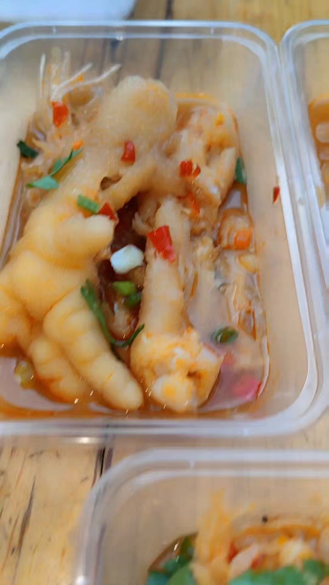 龙安想吃卤味凉拌菜的就来武汉周记黑鸭,卤味小酒文化。新品来袭