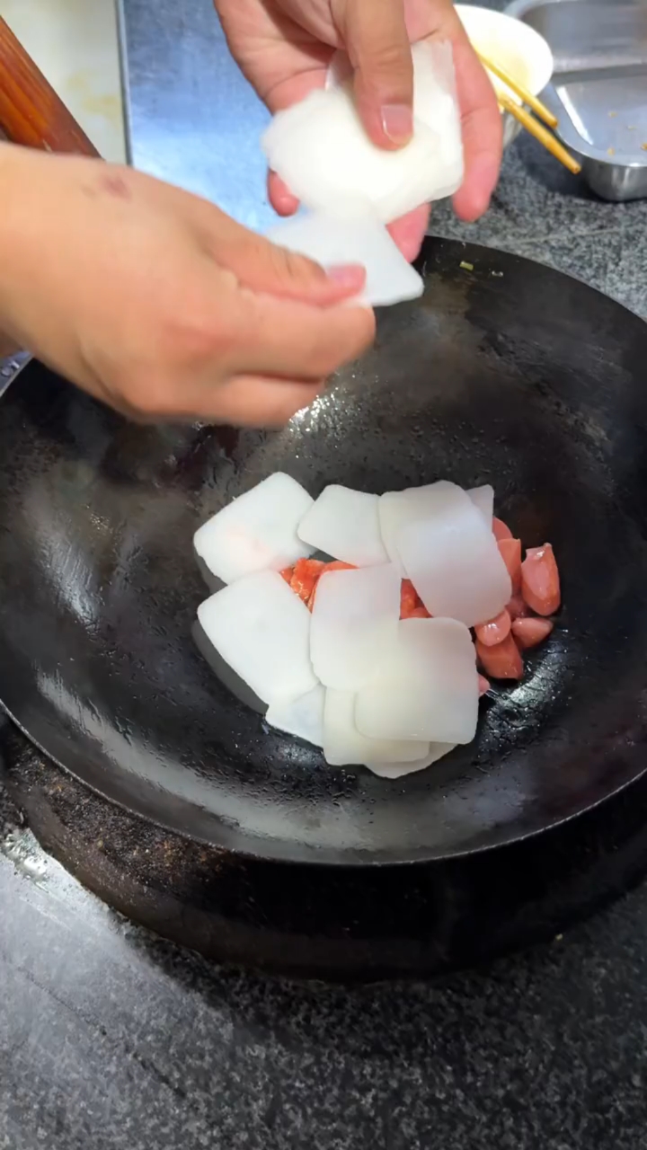 来嵊州就为了这一口烤年糕!好好吃