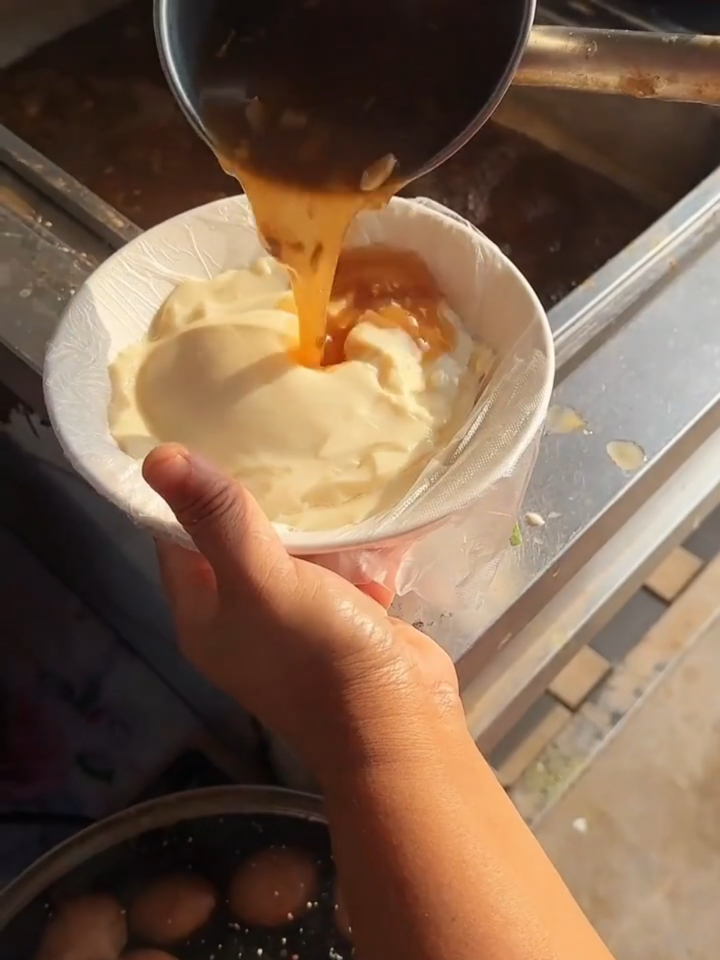 还是最爱我们山西的老式豆腐脑泡着油条香!