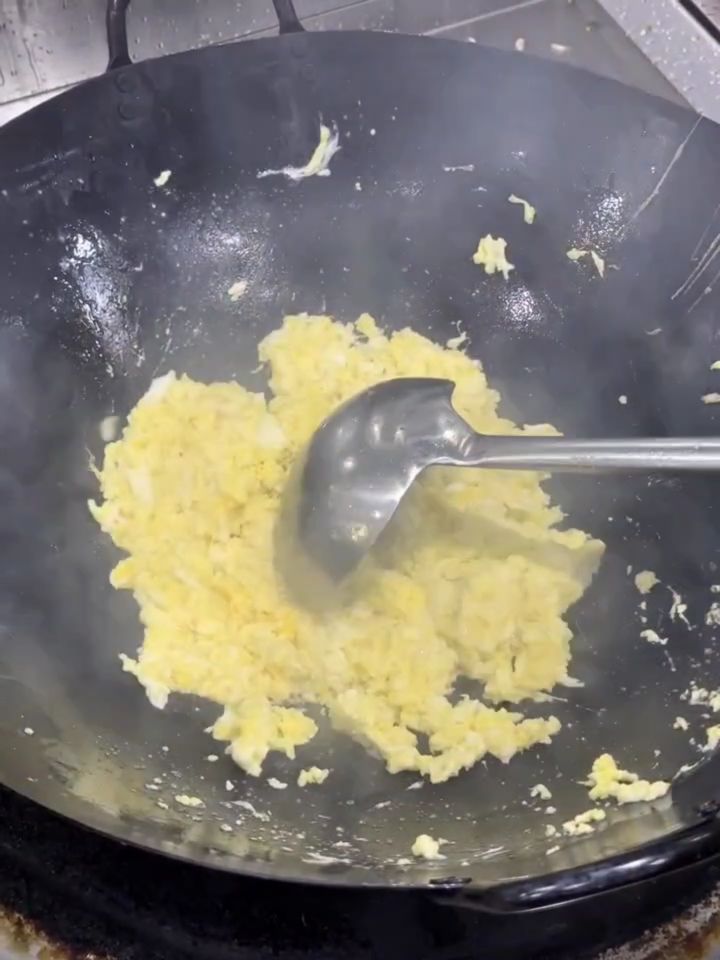 师傅说炒饭不是预制菜不信我拍一下,结果