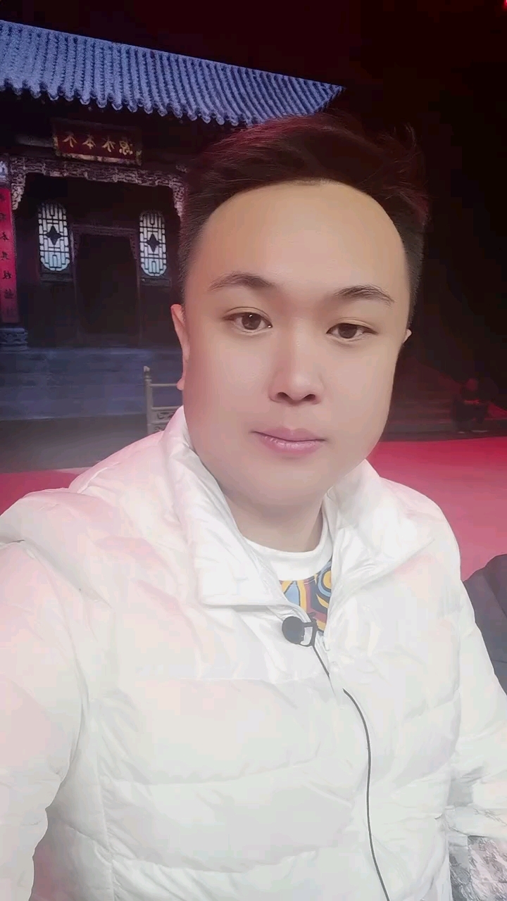 榆次文化艺术中心王家大院对光