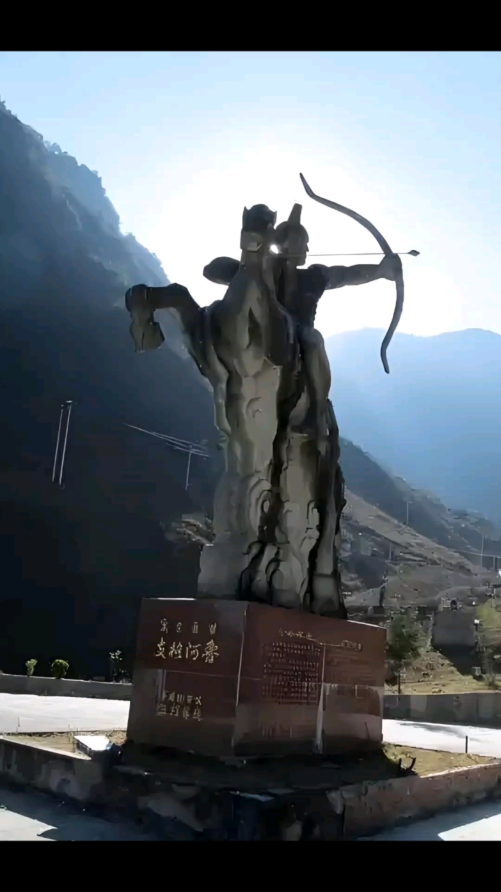 中华民族夷族千年的历史英雄美人,有天神地神,土司黑彝白彝