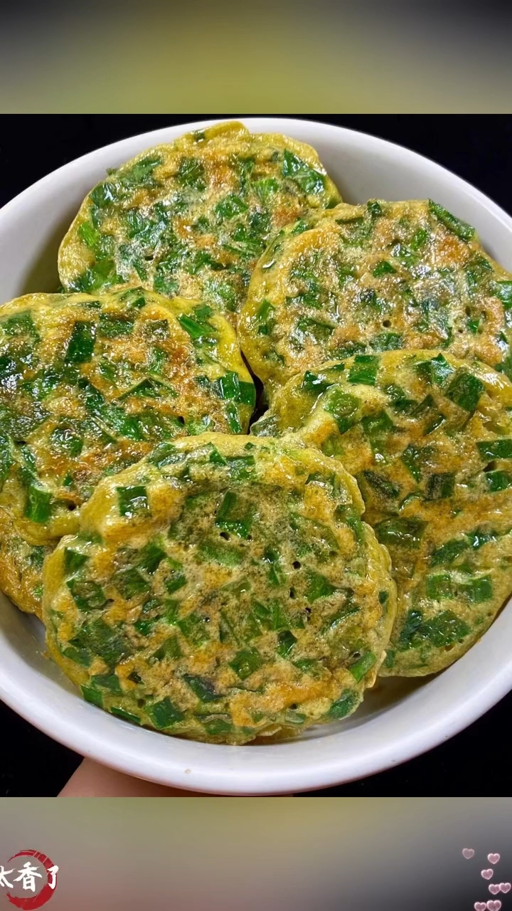 12道韭菜鸡蛋饼早餐