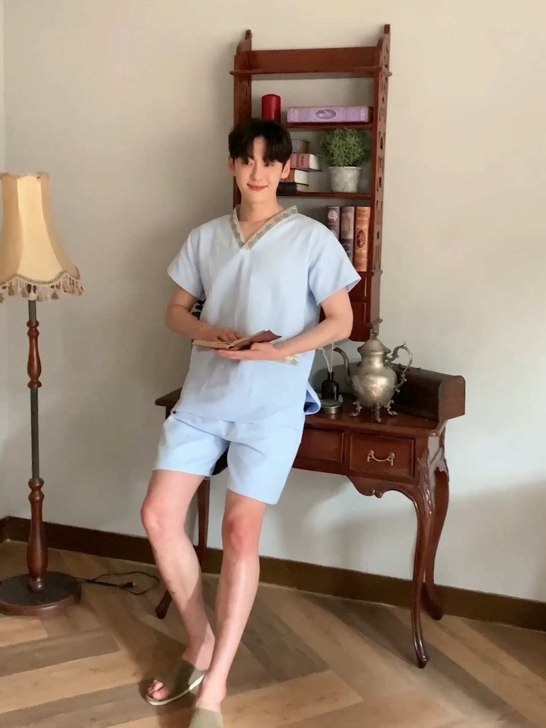 选汗蒸服1穿着舒适穿脱方便的,2吸汗性好透气性强 3结实耐用