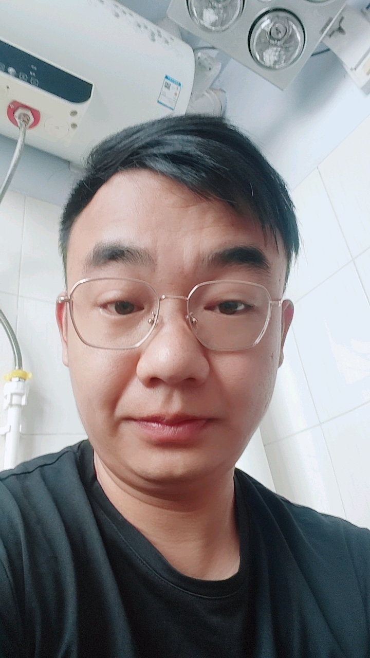 帅气男生头像动漫