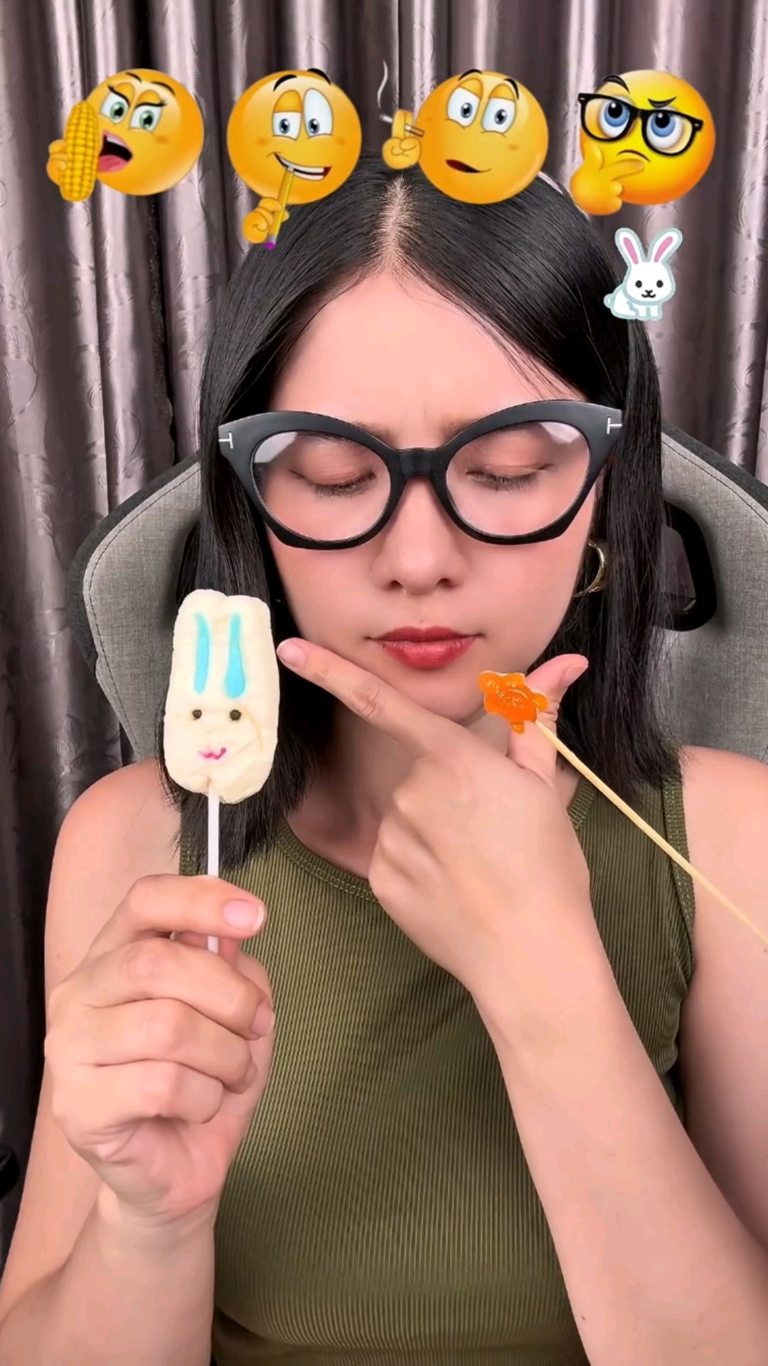 以为表情包棒棒糖只是样子新奇？试吃后才知味道更有惊喜！
