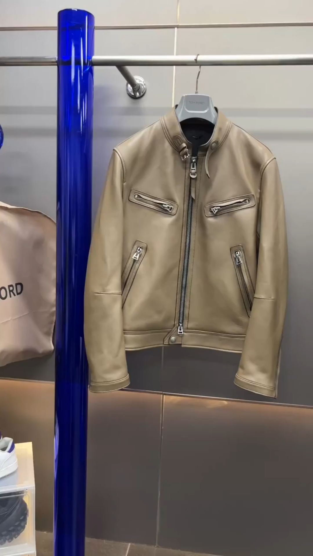 汤姆福特男士机车皮夹克就是帅!