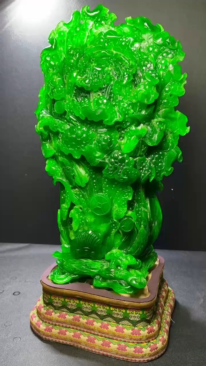 老翡翠 高冰 精工大摆件【白菜（佰财）财源广进】