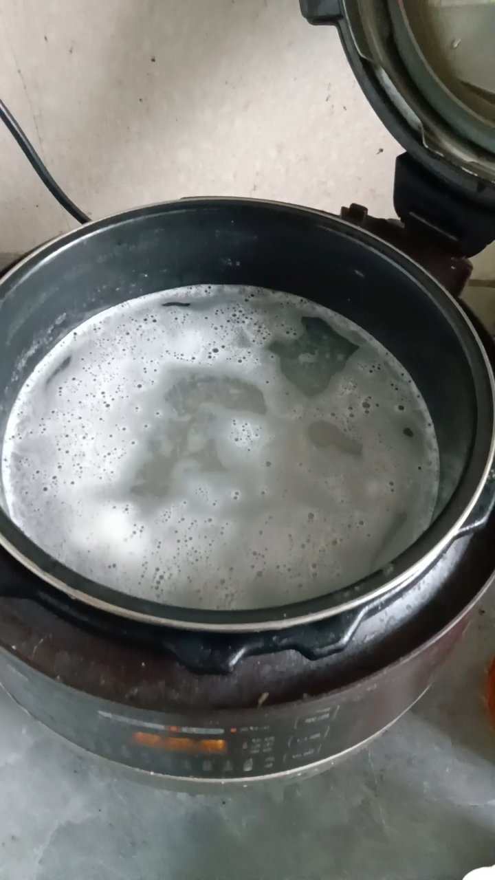 没米了煲煲二两米粥