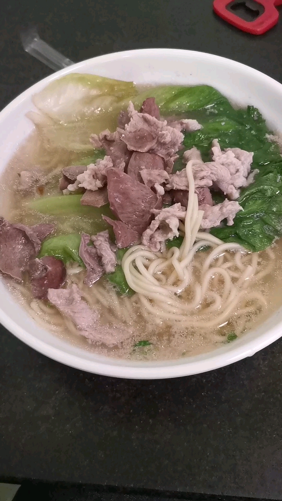 在深圳原味汤米粉,吃一碗12元的猪杂汤面!