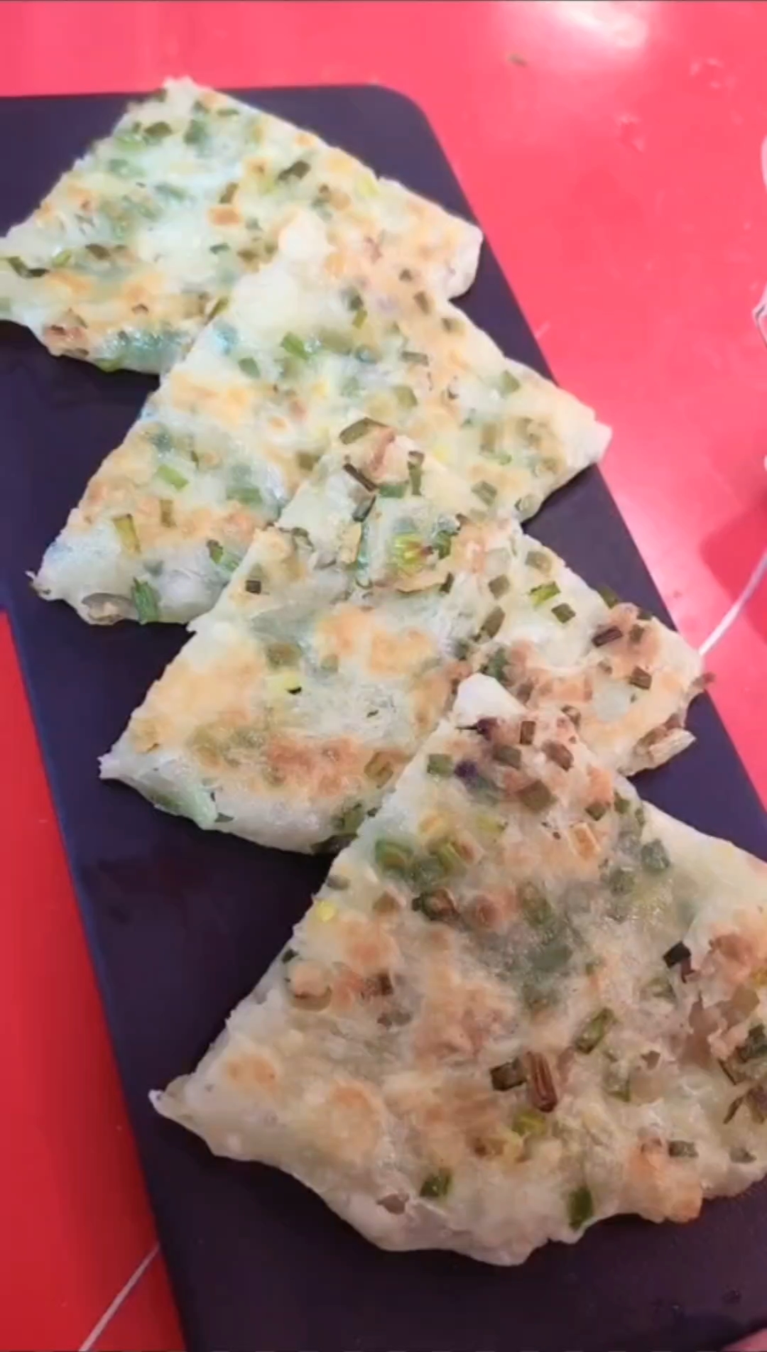 一口下去瞬间飘香的滋油饼