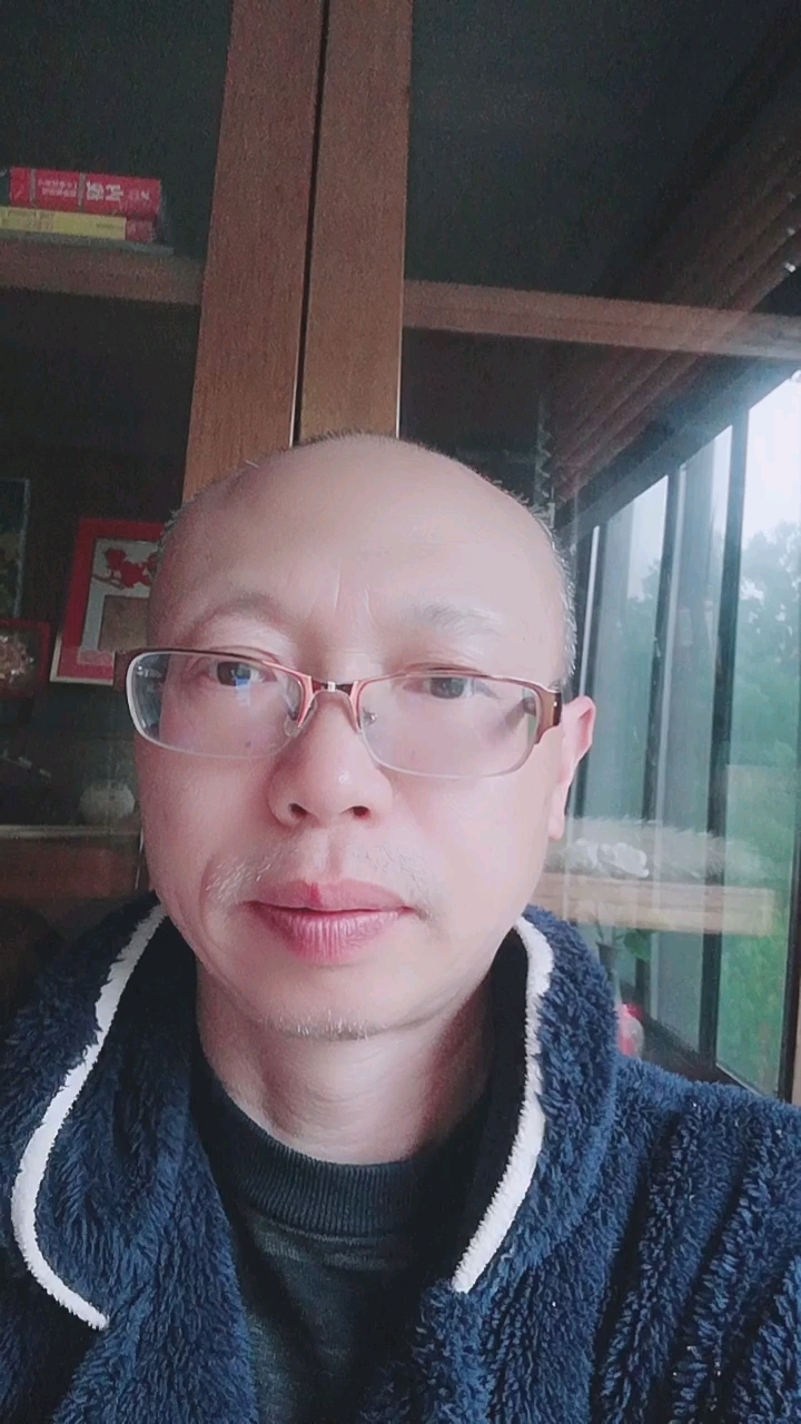 读白居易的《大林寺桃花》