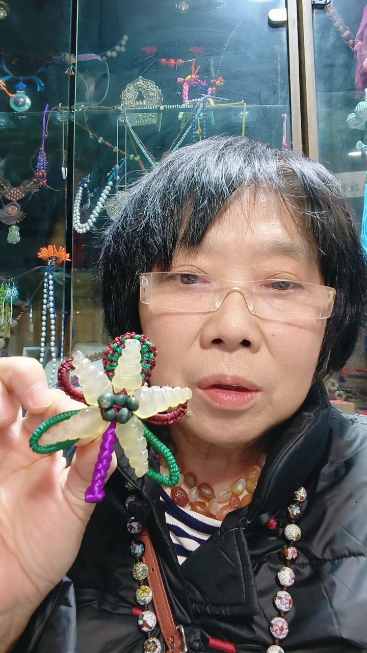 手工编织叶子胸针