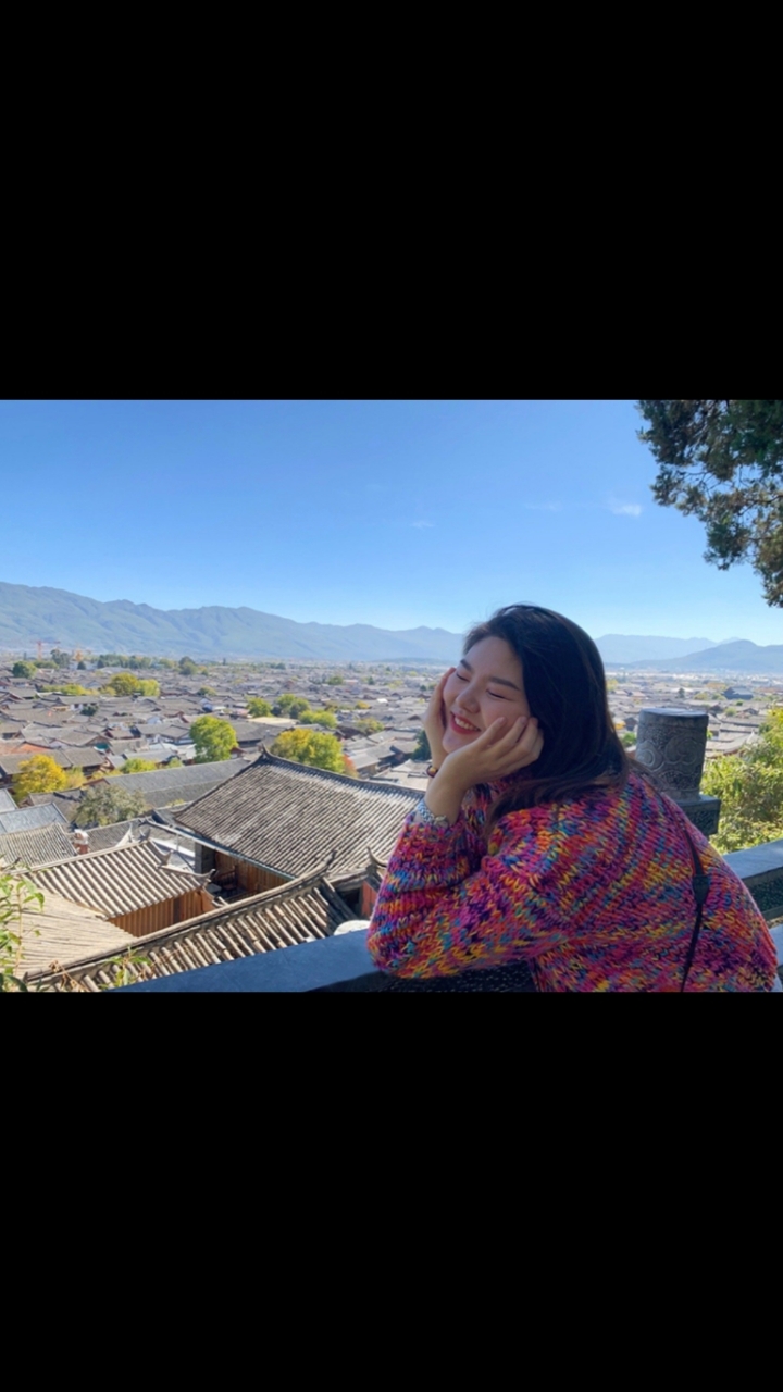 云南是中国西南地区的一个省份,有着丰富的历史和文化故事。