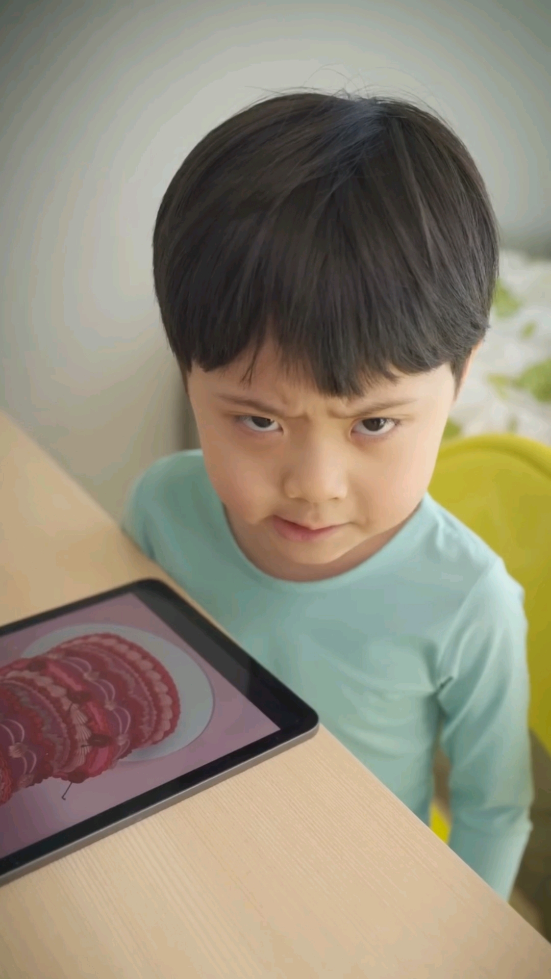 如果你假装在吃蛋糕?