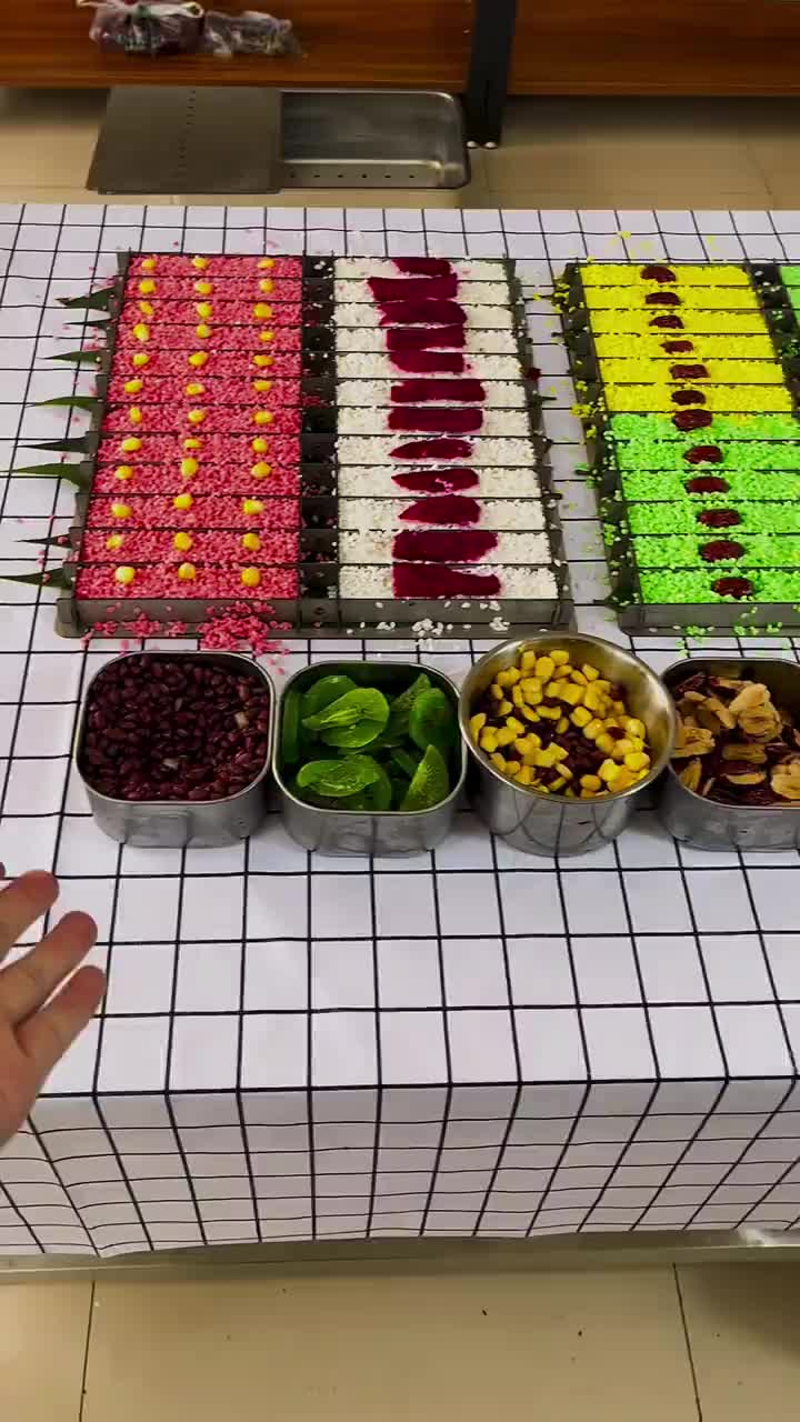 七彩糯米糕制作