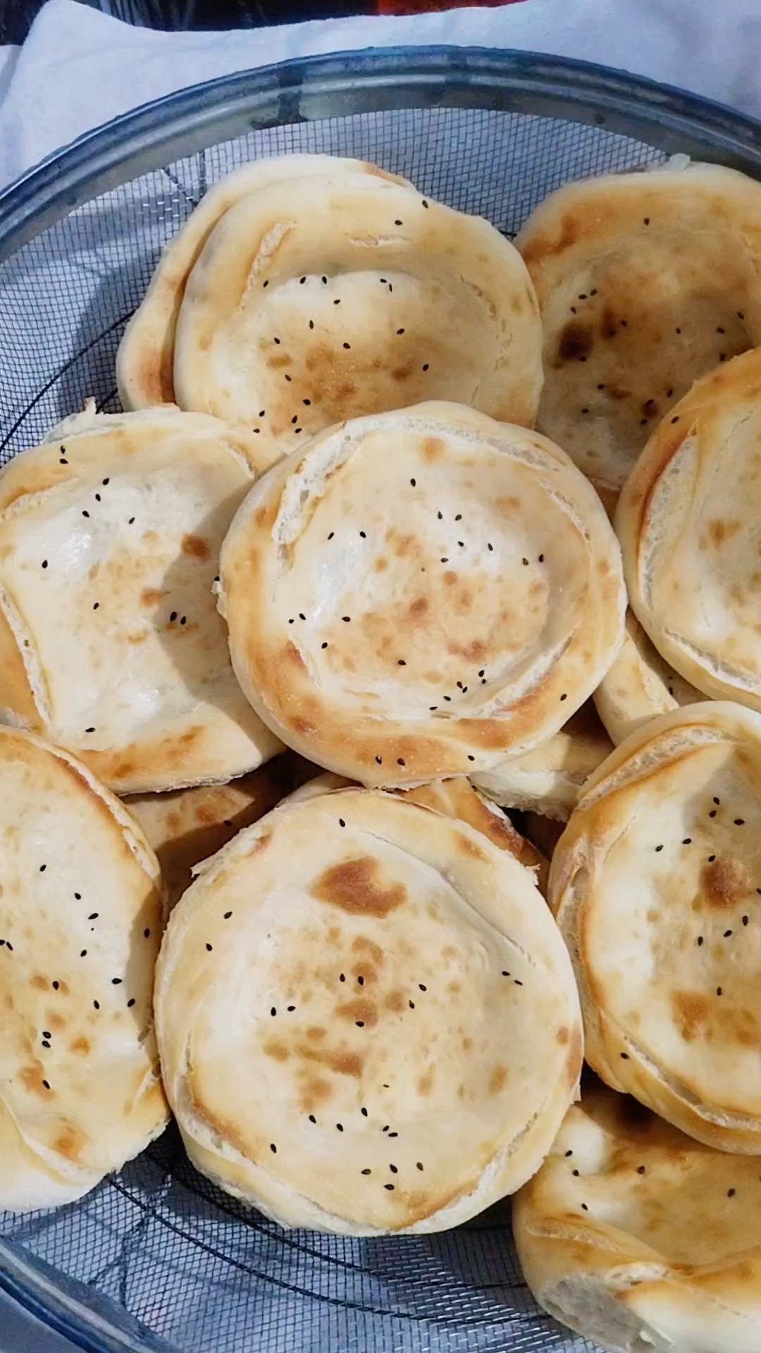 泰山老面烧饼,手工制作,传统工艺,炭火烤制,越嚼越香
