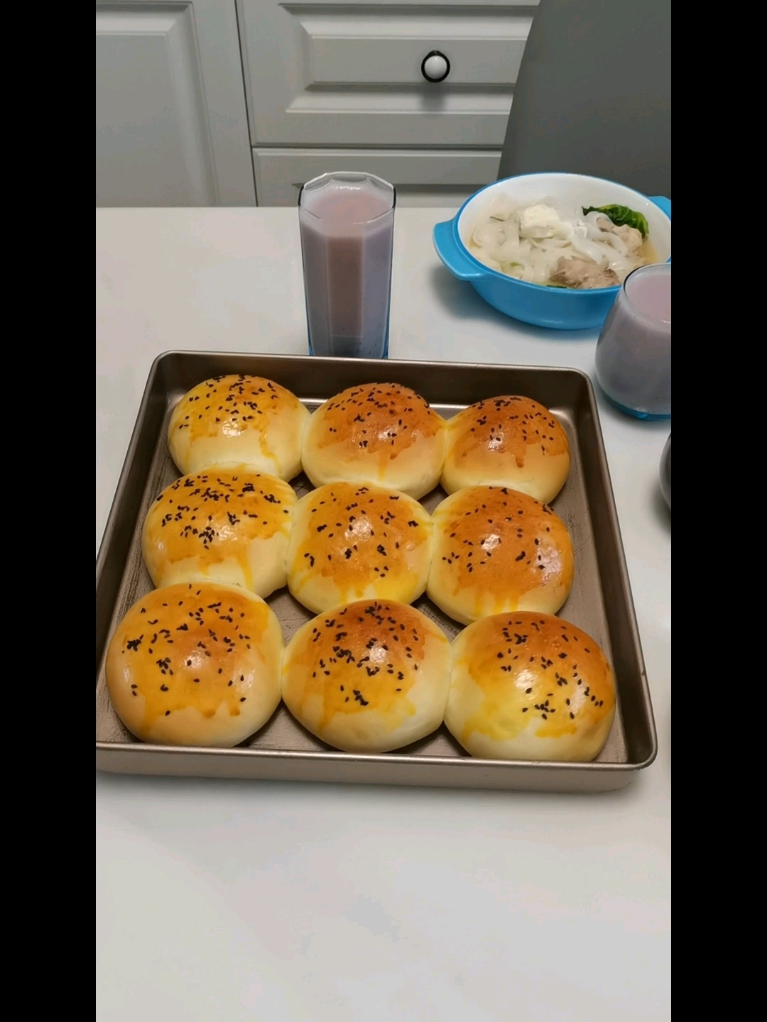 紫薯芝士爆浆面包