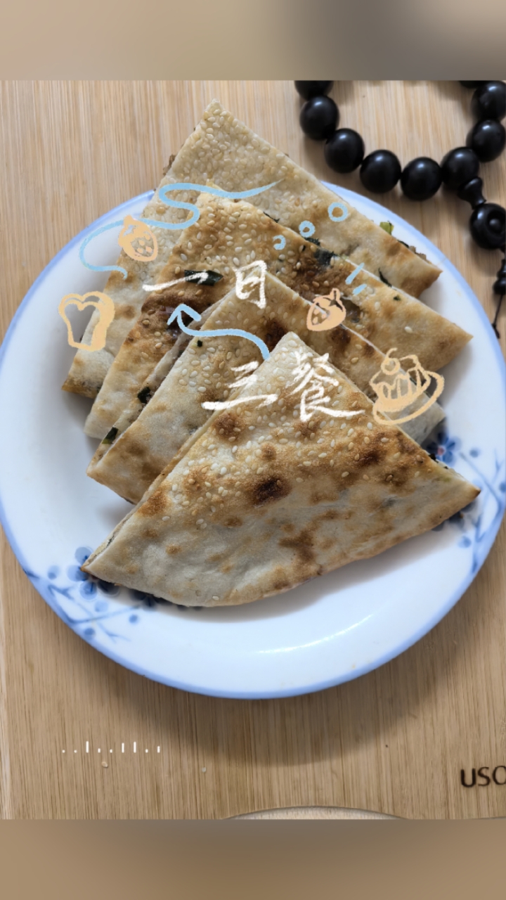 早餐的诱惑,定制肉多多建瓯香葱鲜肉光饼,自打玉米汁甜蜜蜜