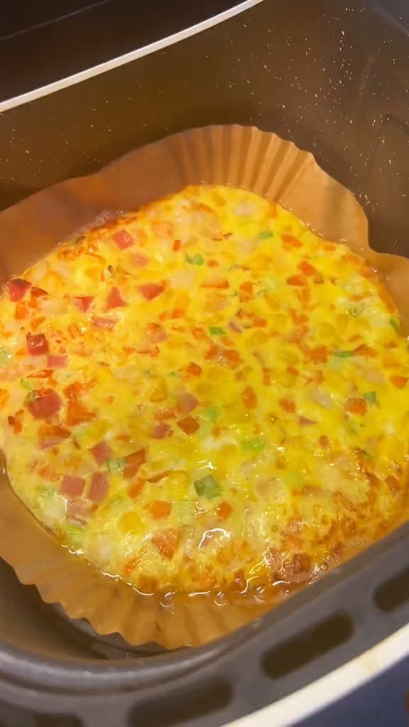 美味的空气炸锅鸡蛋饼,快做起来