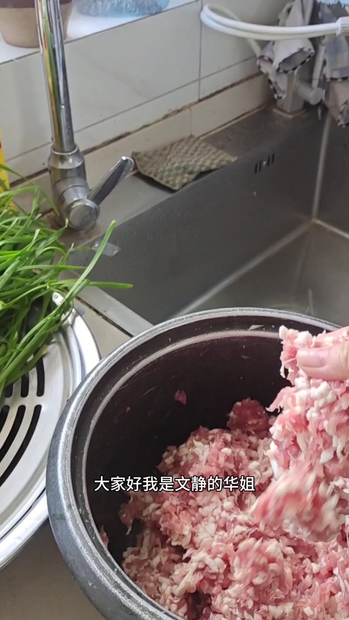 每天采购新鲜的猪前腿肉和新鲜蔬菜,让你吃出健康,吃出家的味道