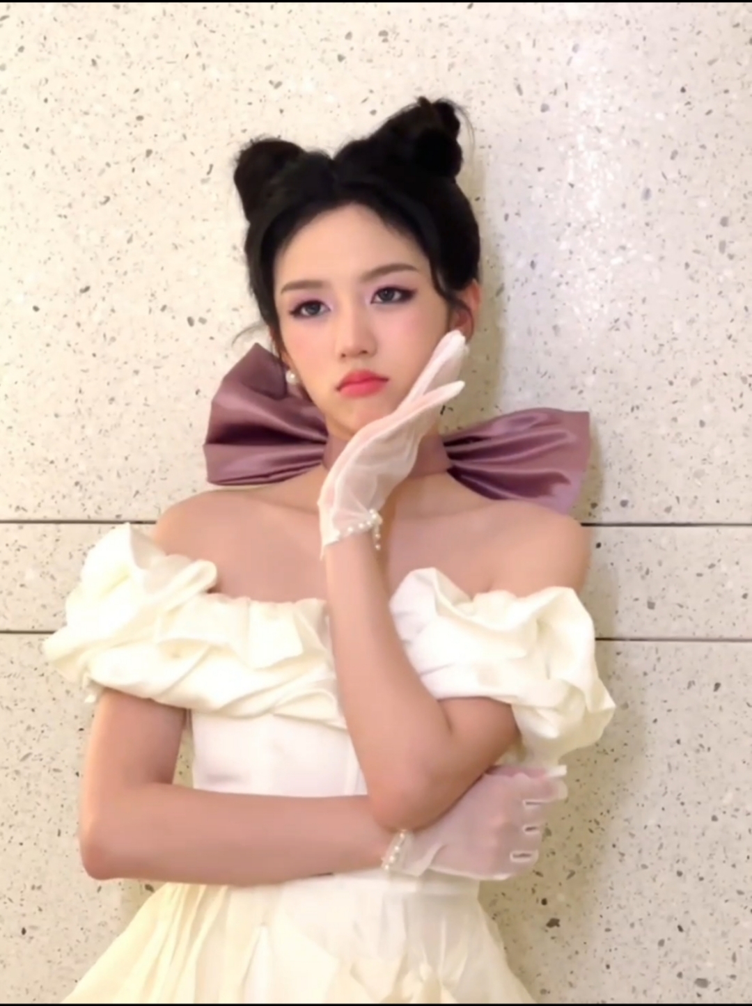 周也Tom猫女朋友