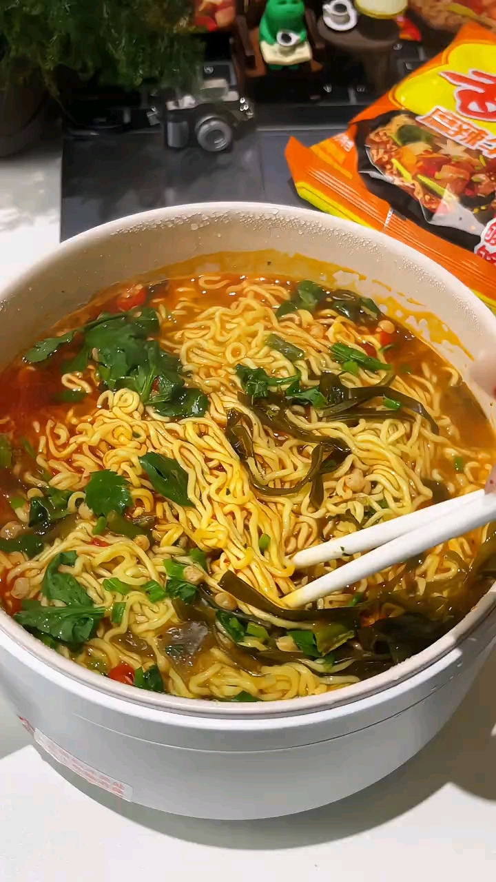 今麦郎麻辣香锅方便面