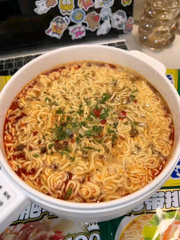 今麦郎一袋半方便面
