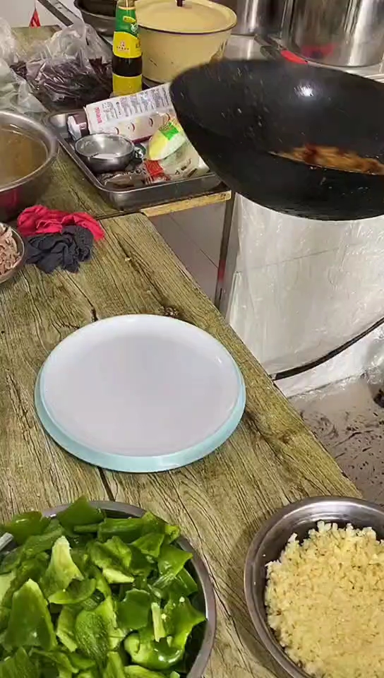 爆炒肚丝辣椒嘎嘎好吃