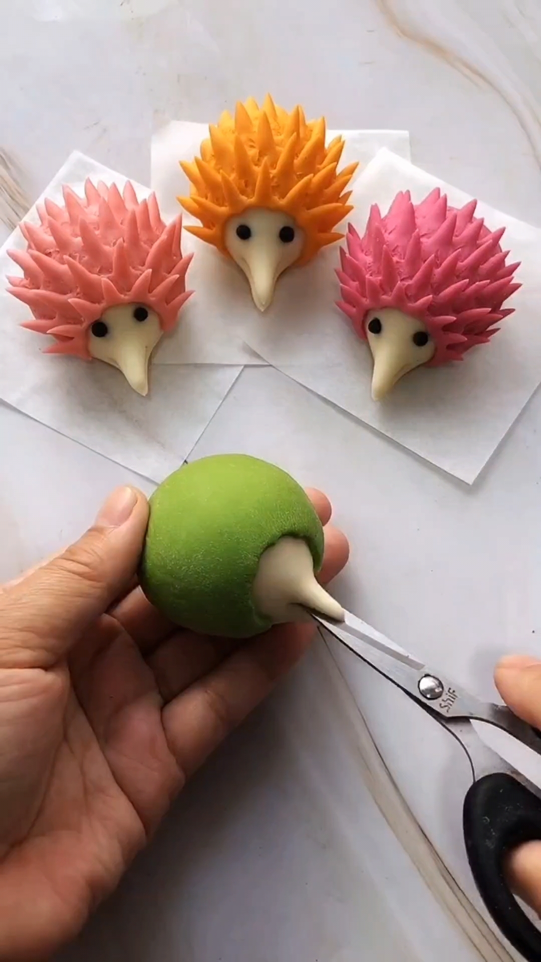 卡通小刺猬面食制作