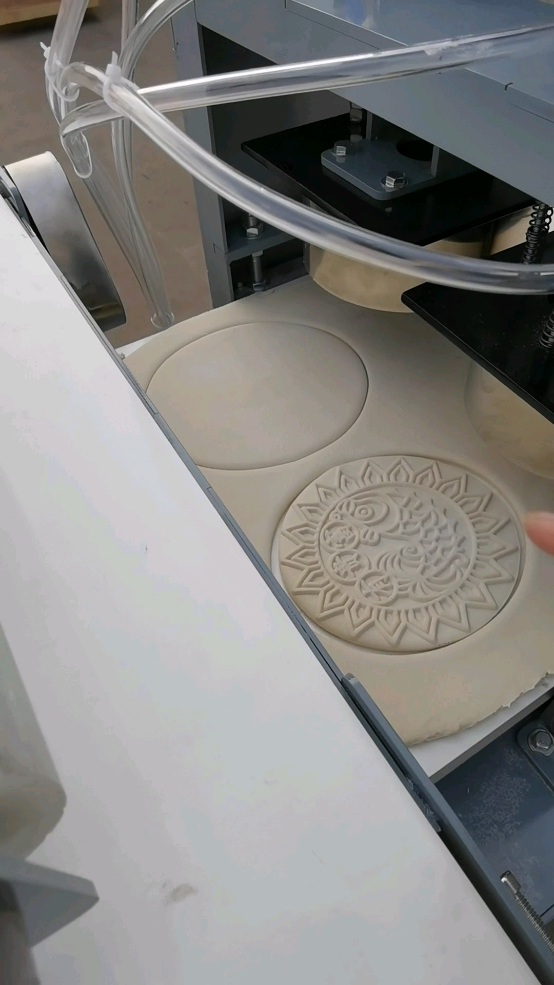 烧饼成型机,白吉馍成型机