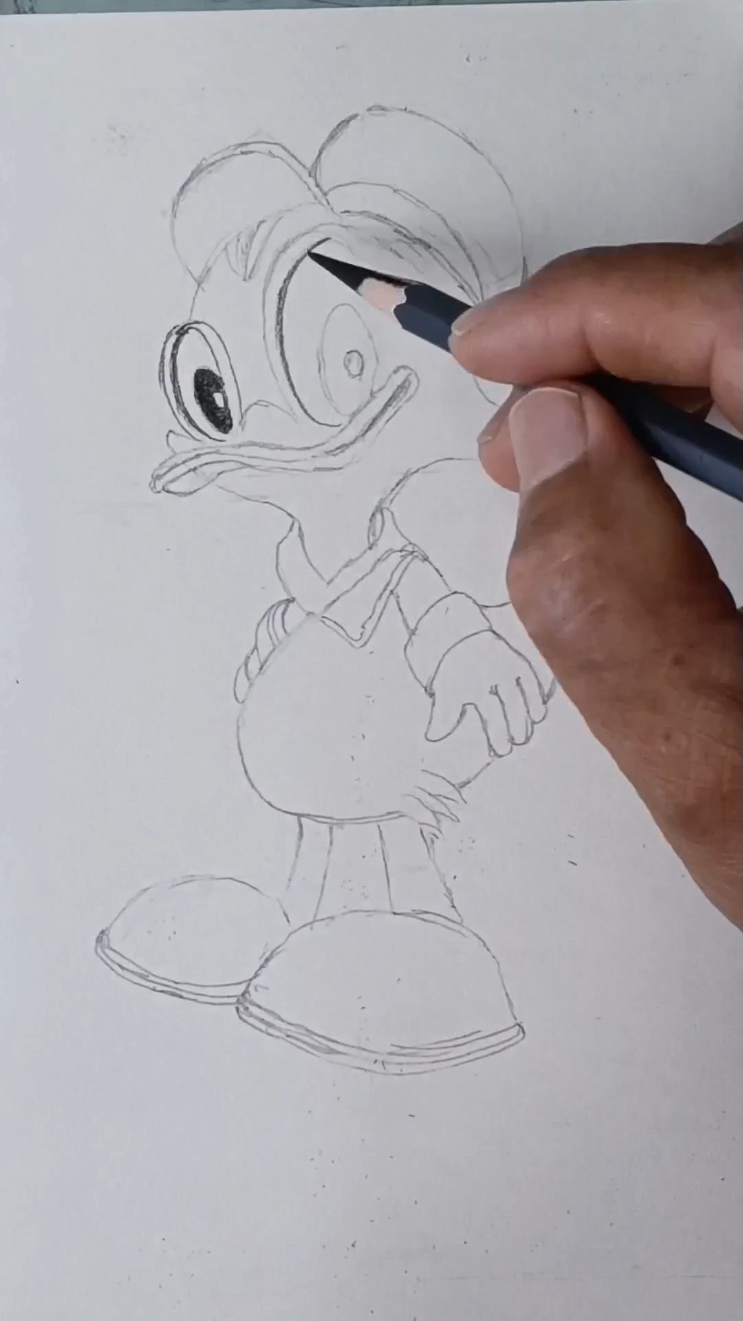 卡通造型的鸭子用素描绘制就是可爱