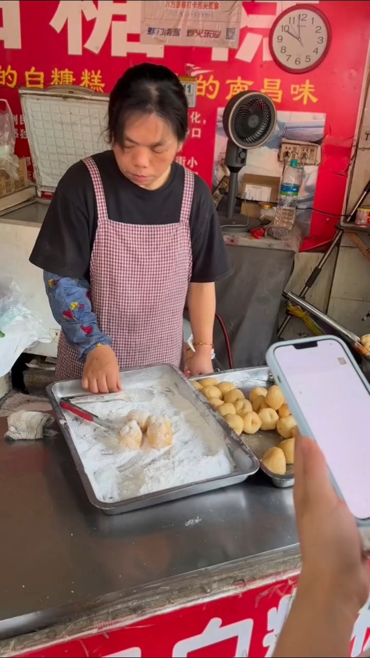 藏在大士院里的南昌小吃白糖糕