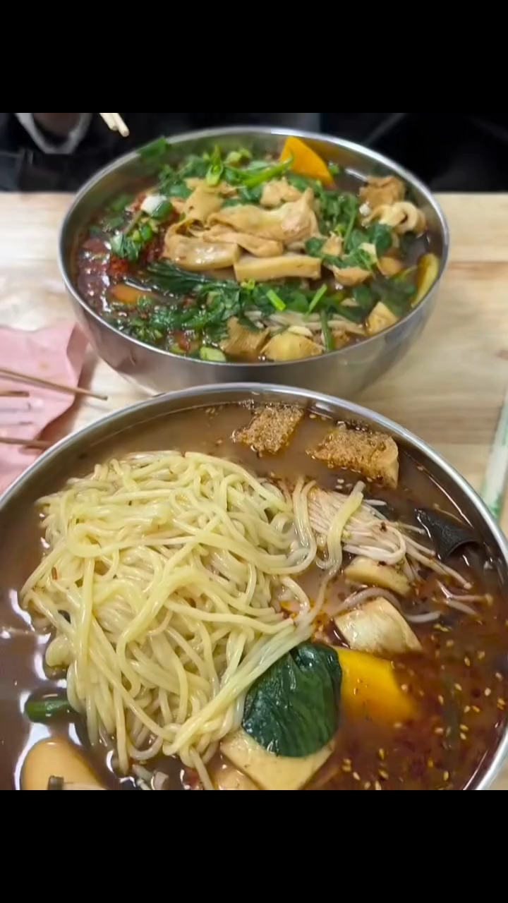 在济宁 我最爱的一家金川麻辣烫