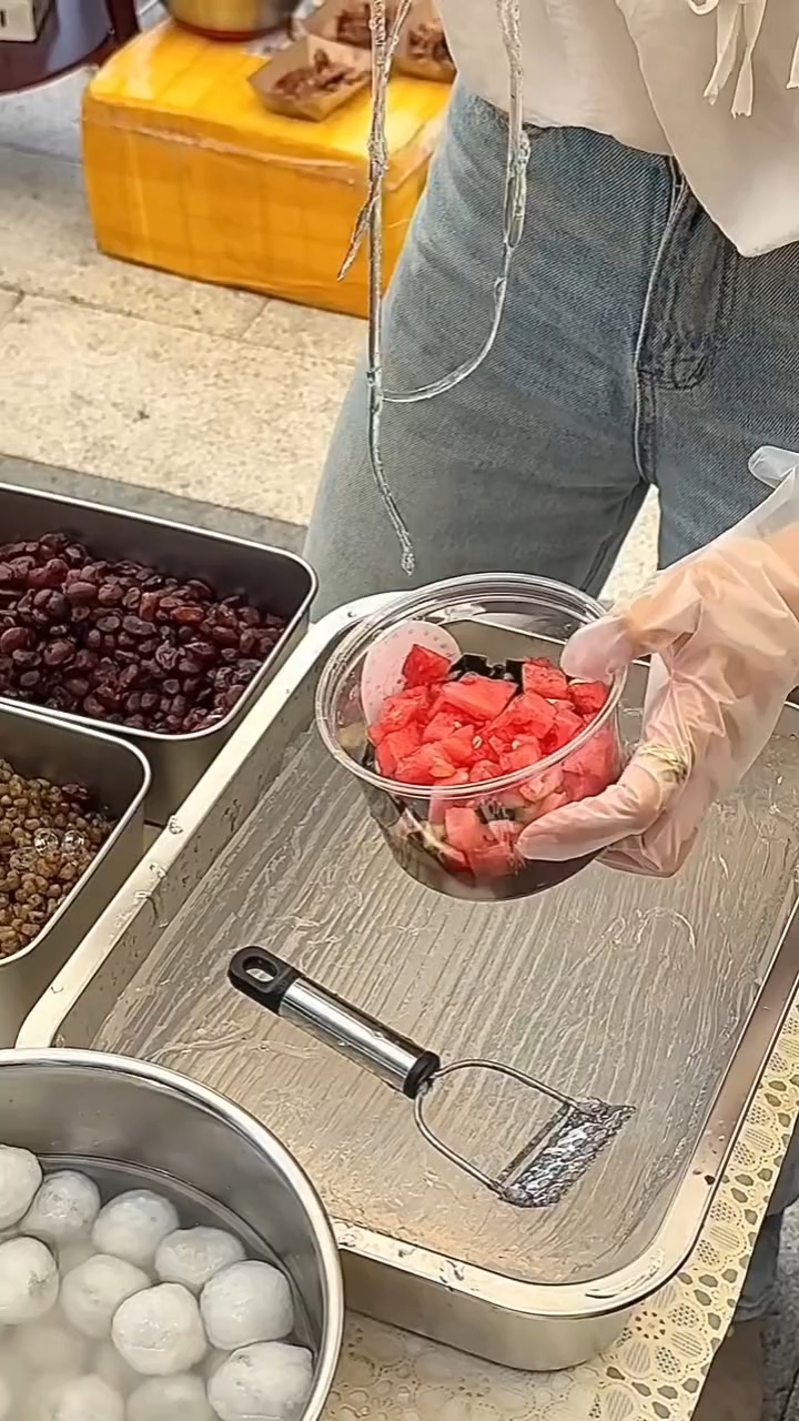 终于在无锡吃到好吃的四果汤了!!!