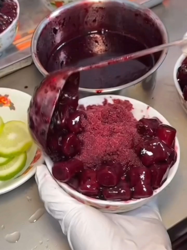 总要为了这口桑葚冰汤圆来趟绍兴吧