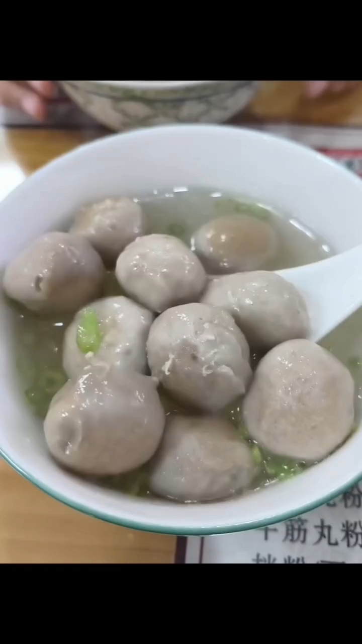 龙岩特色美食牛肉兜汤，汤鲜肉嫩，真材实料好味道！