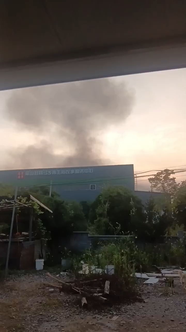 这样的环境下还能生活吗?