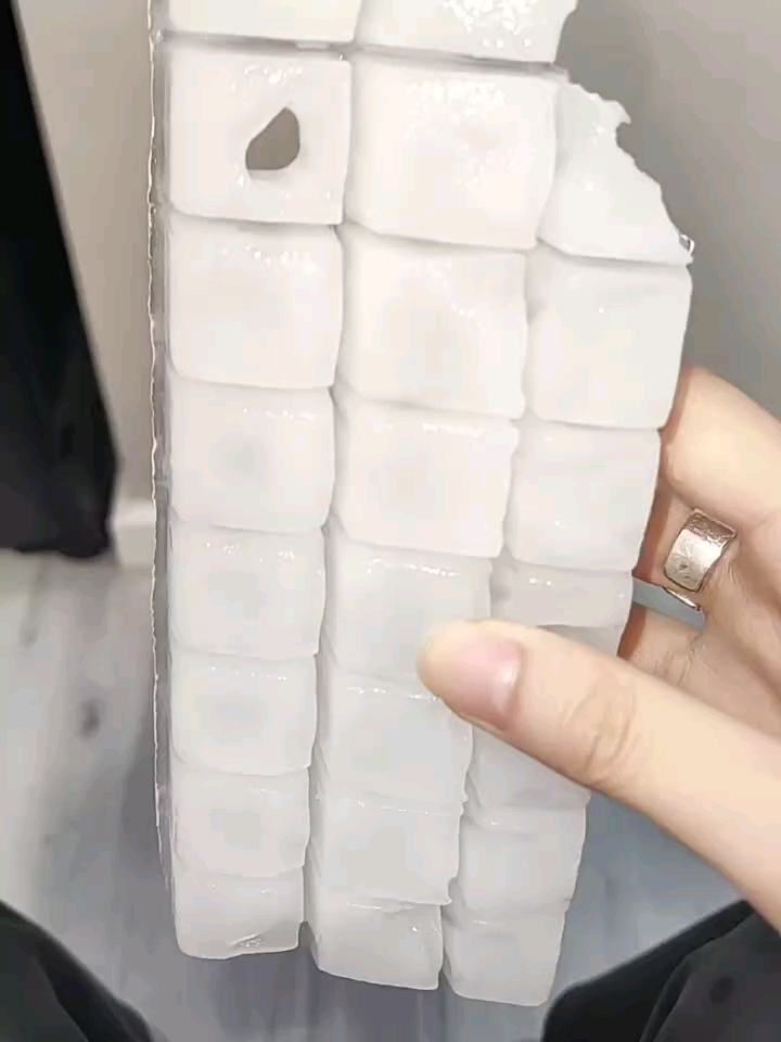 纯冰 #爱吃霜 #白酥奶茶冰嘎嘣脆 #吃冰声控