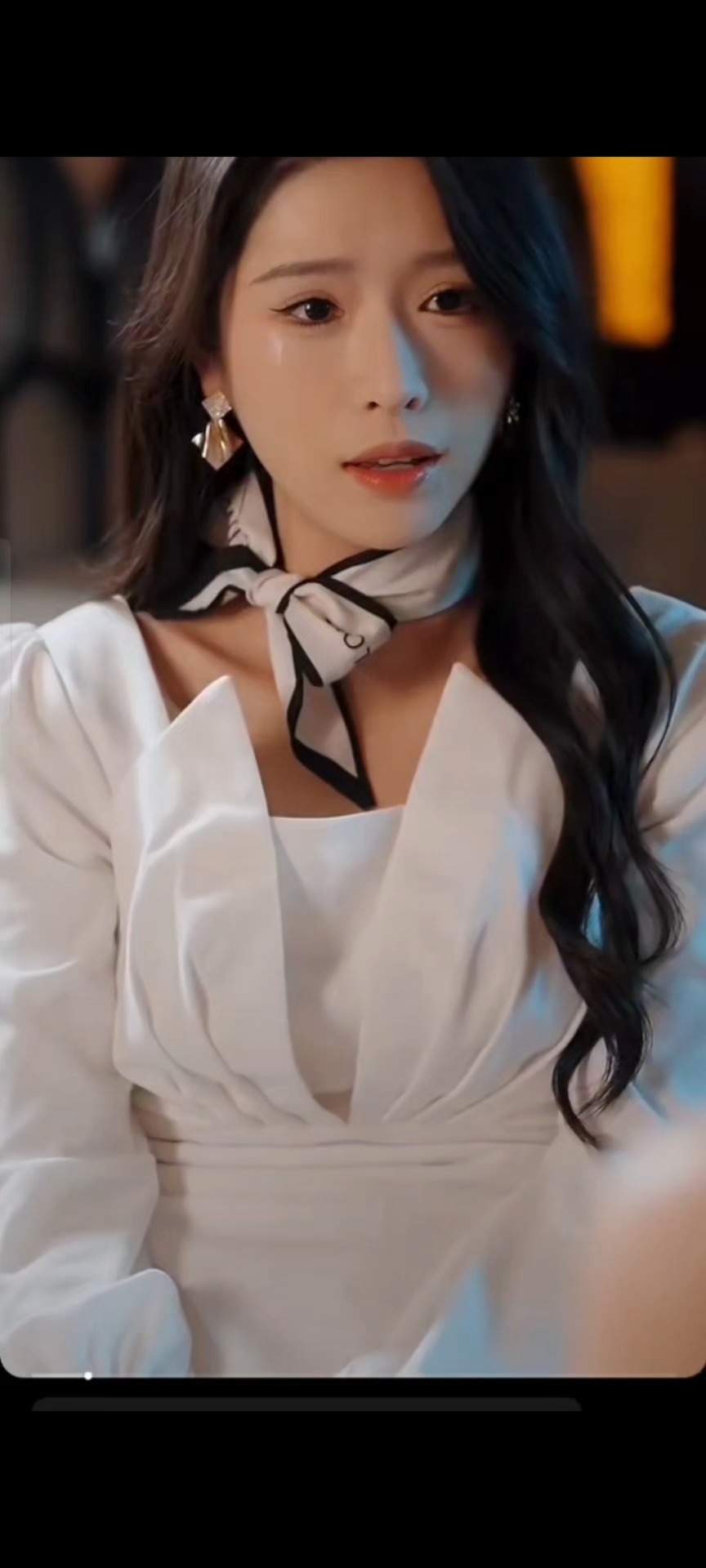 死鸭子嘴硬的女人,现在后悔了吧。