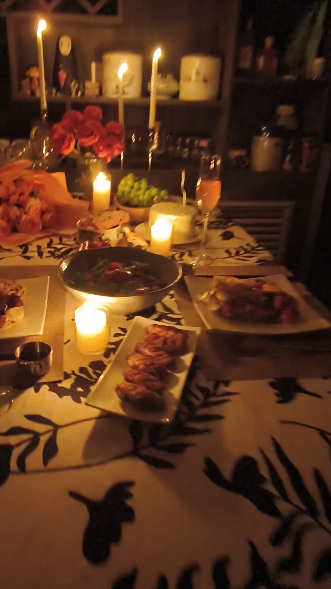 情人节自制烛光晚餐和小蛋糕～一生很短把普通的生活过的浪漫些吧