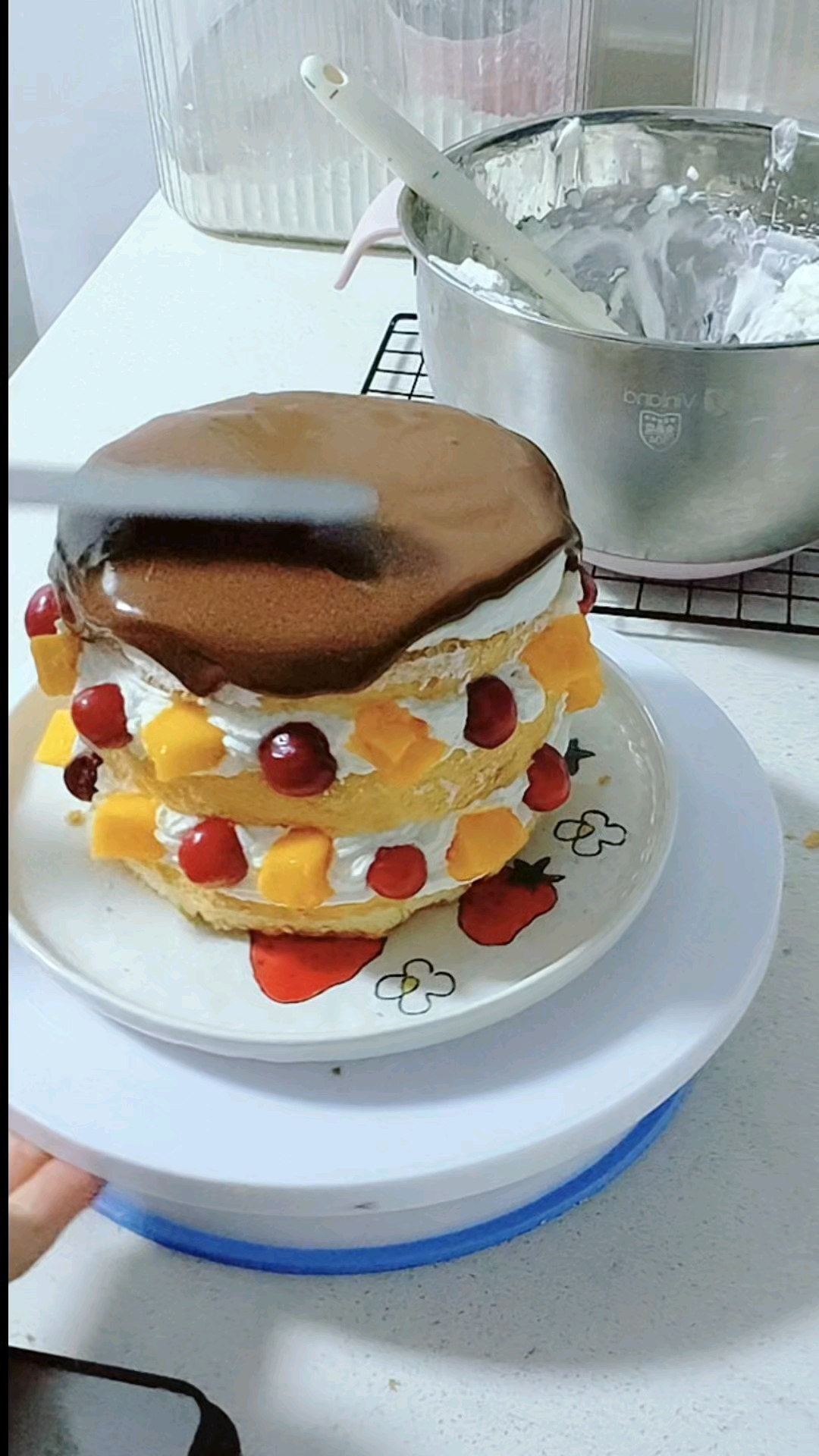 翻车版青草蛋糕,今天也是草原上最幸福的小羊啦