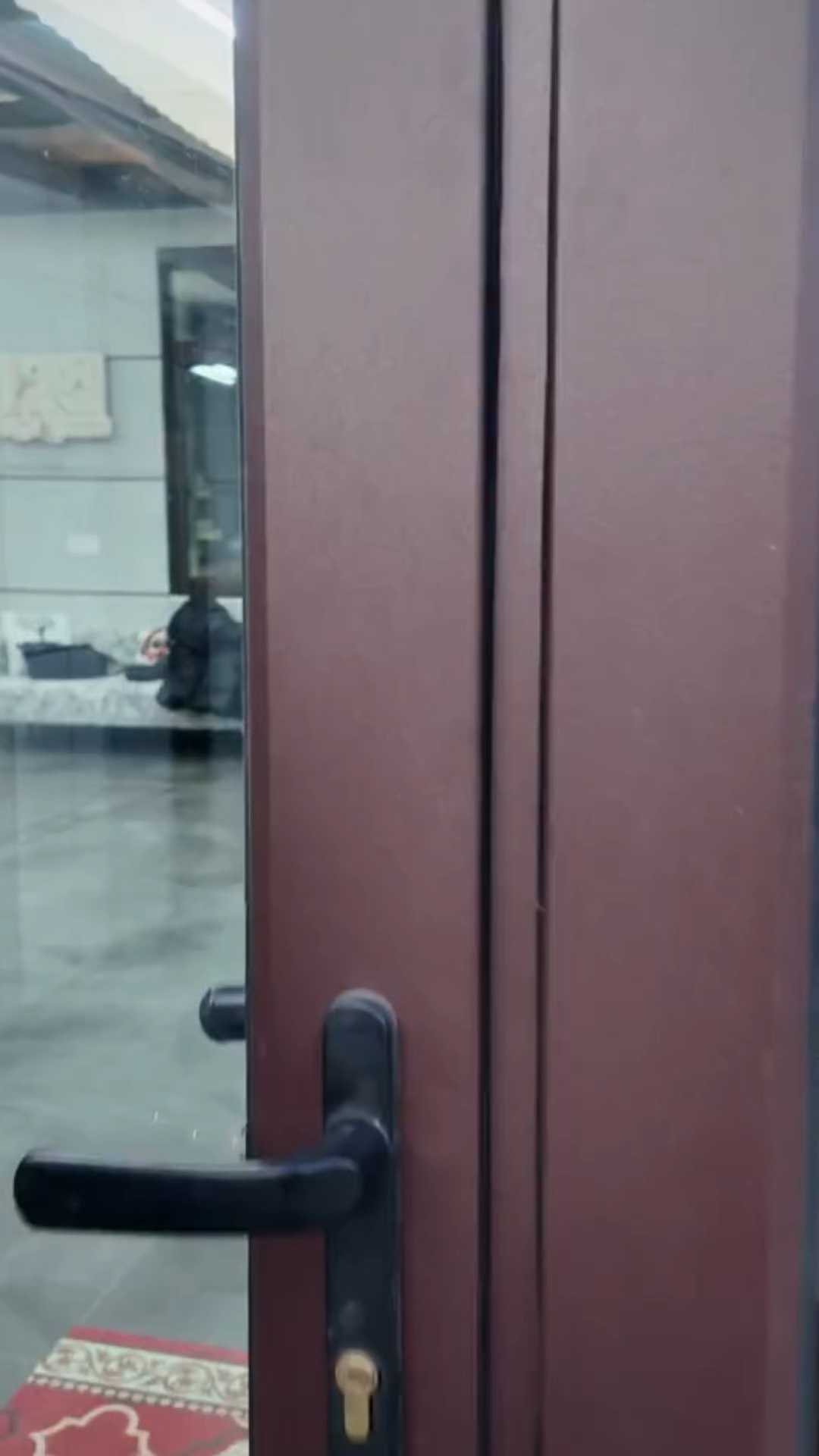 过年陆续回家了，姥姥备的硬菜大家猜猜是什么？